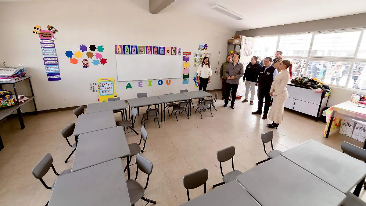 Antes asistían a clases en casa de renta, ahora con Esteban y Toño alumnos estrenan Jardín de Niños (3)